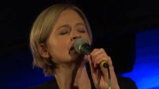 Julia Fordham "Happy Ever After" in Glasgow's Oran Mor 20/11/16