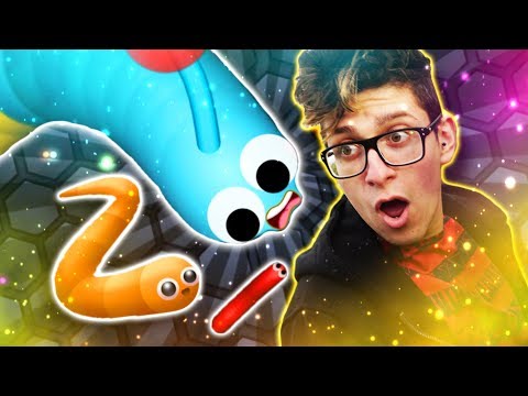 NON VOGLIONO FARMI RAGGIUNGERE IL RECORD, DANNATI SERPENTI !! - Slither.io