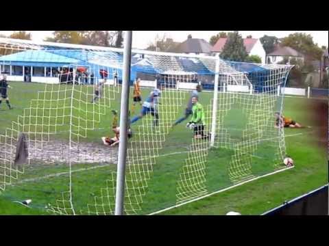 Herne Bay FC 3 Folkestone Invicta FC 2 (10:11:2012) Dan Wisker
