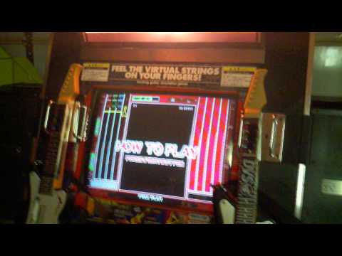 Guitar Freaks 11th Mix Attract Mode