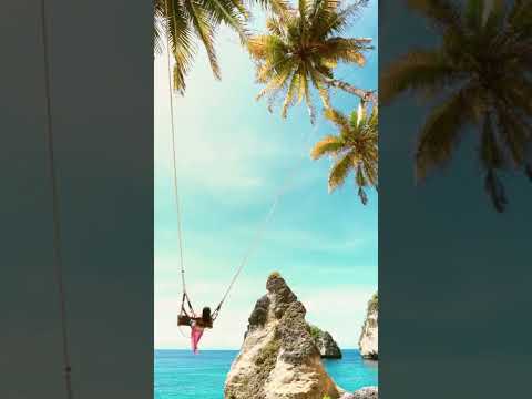 WHAT A BEAUTIFUL PLACE ! DIAMOND BEACH NUSA PENIDA