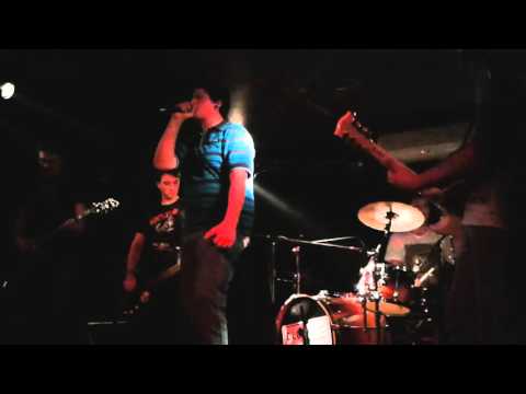 Kolektivní vina - Kolektivní vina   Live in 15minut   Prachy