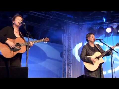 'On My Way' Chris While & Julie Matthews Live at The BBC Folk Awards.