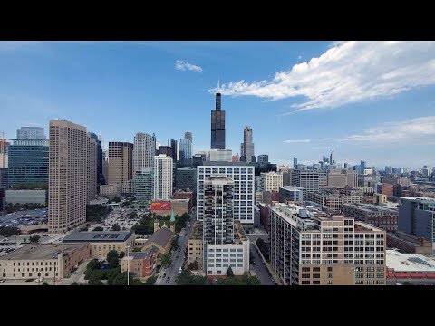 A skyline-view one-bedroom at the full-amenity Arkadia West Loop A skyline-view one-bedroom at the full-amenity Arkadia West Loop