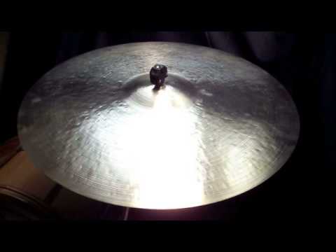 22, 2235g - Handcrafted cymbals by Craig Lauritsen