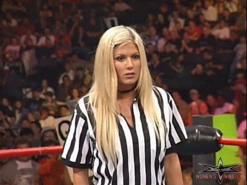 (720pHD): WCW Nitro 05/22/00 - Torrie Wilson Referees Billy Kidman vs. Horace