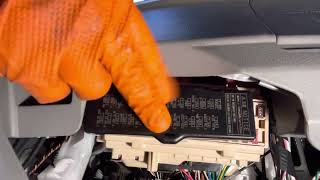 Fix 2007-2011 Toyota Camry No Power To The Cigarette Lighter 12V Power Outlet Issue