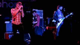 People in Planes - Moth (Live)