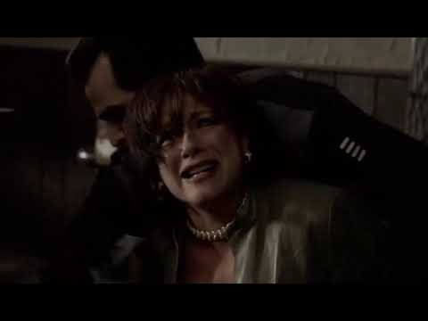 Phil Leotardo minaccia Lorraine Calluzzo - I Soprano ITA