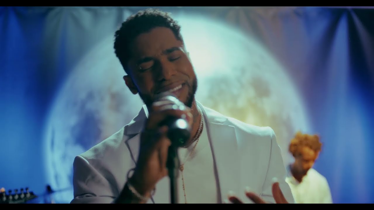 Bild zum VideoBuguin Martins - Bali Pena Bild zum VideoBuguin Martins - Bali Pena