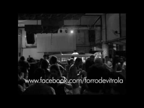 01 DJ Set Cacai Nunes no Forró de Vitrola - 07maio17