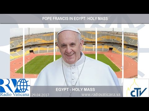 Francisco en Egipto: El papa celebra la Santa Misa