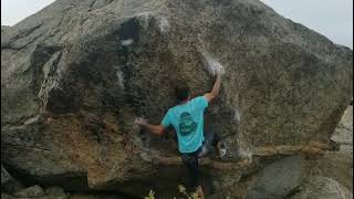 Video thumbnail of Machine Gun Marmot, V10. Lincoln Lake