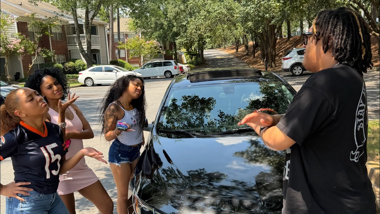 Cameron ain’t letting Mariah get in his car since she made Isaiah cheat on Brooke! 