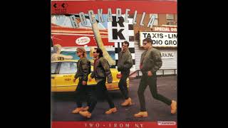 Rockapella Two Pretty Woman and Hound Dog