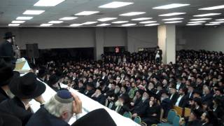 אלפים משתתפים בבורו פארק, מפגש רובשקין 1