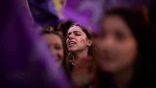 Europäisches Parlament fordert, Vergewaltigung als Sex ohne Zustimmung zu definieren