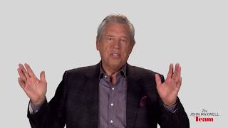 Crisis Management - A Minute With John Maxwell, Free Coaching Video (PL)