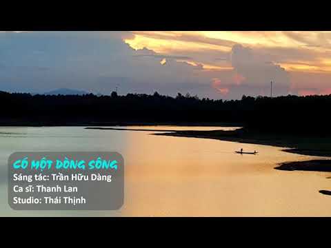 CÓ MỘT DÒNG SÔNG