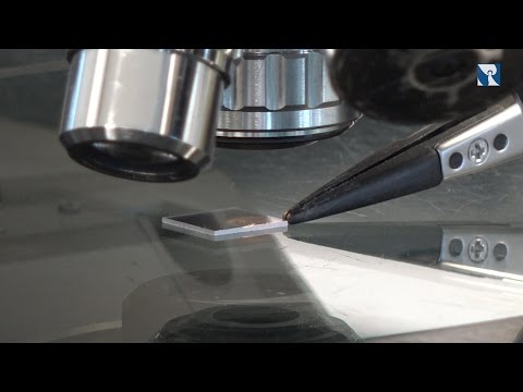 Die wohl kleinste Bibel der Welt - die Nano-Bibel