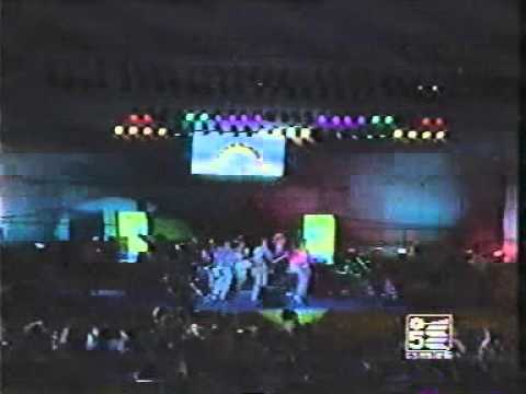 Gruppo Italiano  - Tropicana Vota La Voce '83