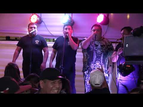 EN LA TRISTE CELDA - MIGUELON Y LAS VOCES DE LA CUMBIA...FELIZ CUMPLEAÑOS "MARIA"