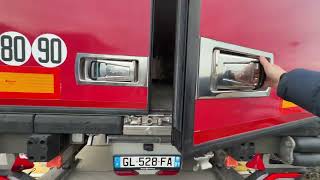 Cami&atilde;o isot&eacute;rmico Lamberet LVFS3F CARRIER VECTOR 1550 - 70MM WALL - TAIL LIFT - LIFT AXLE | Imagem 4 - Autoline