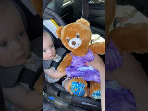 $1 BUILD-A-BEAR: Getting Hazel the dollar bear for her first birthday! #buildabear #firstbirthday