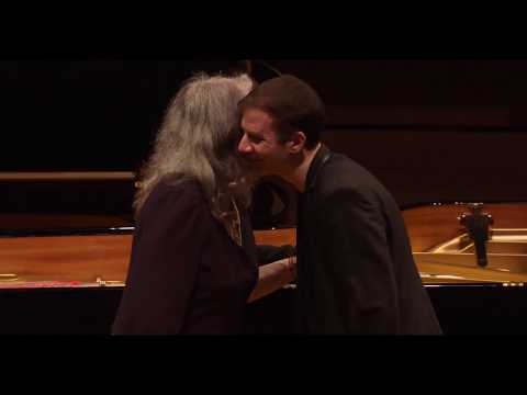 Martha Argerich and Iddo Bar-Shai: Debussy "en blanc et noir" for 2 pianos