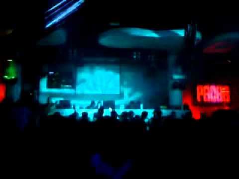 "D-Mad - She gave happines (arty mix) vs. Arnej - Strangers we've become (Myon & Shane54 MASHUP)