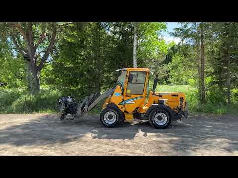 -Kita- Wille 355B, mini loaders