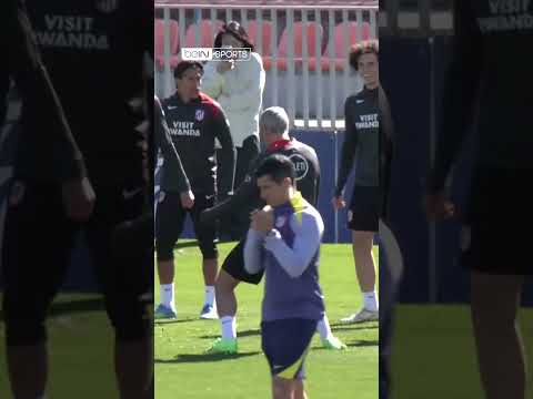 😂 #Griezmann lâche ses meilleurs pas de danse à l'entraînement ! #Football #beINSPORTS