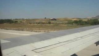 preview picture of video 'Взлет самолета с острова Кос, Греция. Kos, Kardamena 09'
