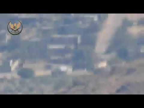 استهداف سيارة عسكرية محملة بعناصر النظام بصاروخ تاو من قبل الجبهة الوطنية للتحرير في السرمانية في ريف حماة