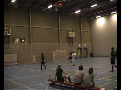 ZAALVOETBAL ARDAGHGLASS DONGEN