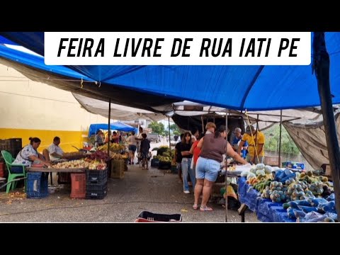 Feira de rua na quinta feira em iati Pernambuco 