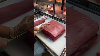 Download lagu Bluefin tuna cutting, Luxurious sashimi making #shorts #streetfood mp3