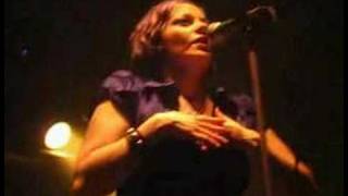 agua de annique-beautiful one