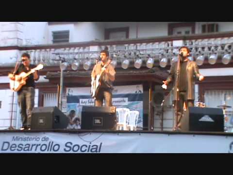 download lagu mp3 mp4 Carretas Caeras Cruzan La Laguna, download lagu Carretas Caeras Cruzan La Laguna gratis, unduh video klip Carretas Caeras Cruzan La Laguna