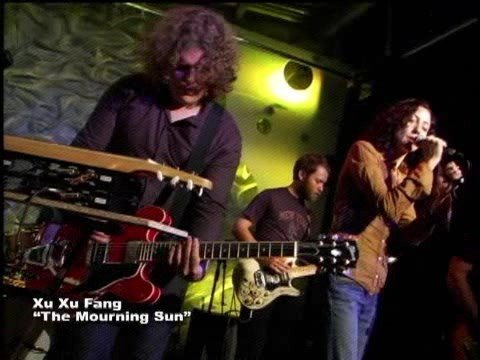 Xu Xu Fang perform "Mourning Son"