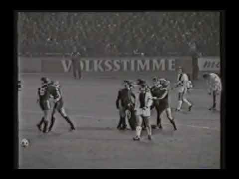 ECC 1974-75. Round of 16. FC Magdeburg - Bayern München. Highlights.