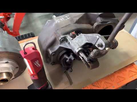 IH Scout Dana 300 compared to Jeep Dana 300