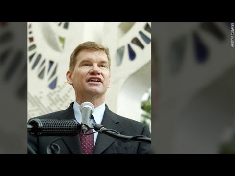 Pastor Ted Haggard talks about a pastor that gave controv...