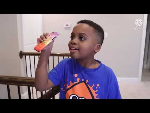 ￼￼ I took shasha’s phone! - ￼Onyx kids￼￼