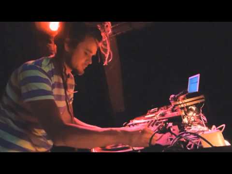 Jing Bong Ting, Nu'FUK, Captain Caracho, Mr. Schindi @ TUBEKLUB 03.11.2011 « Tropical Bass  »