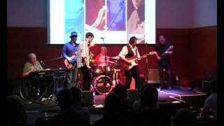 Never make Your Move Too Soon.mp4