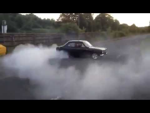 Mk1 RWD Ford ESCORT 2.1 Pinto Engine with WEBER 48 DCOE Twin Carbs