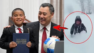 Download lagu Президент өз телефонун БЕЛЕК кылды Нурзаманды кабыл алды mp3 Download lagu Президент өз телефонун БЕЛЕК кылды Нурзаманды кабыл алды mp3