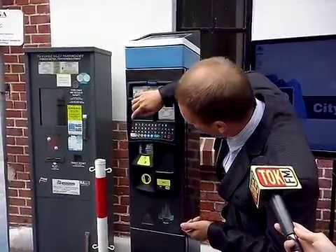 Od jutra w Toruniu nowe parkomaty. Jak je obsłużyć?