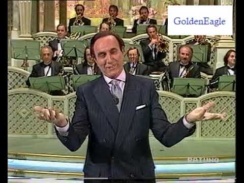 Pippo Baudo apre la prima serata di Sanremo 1993